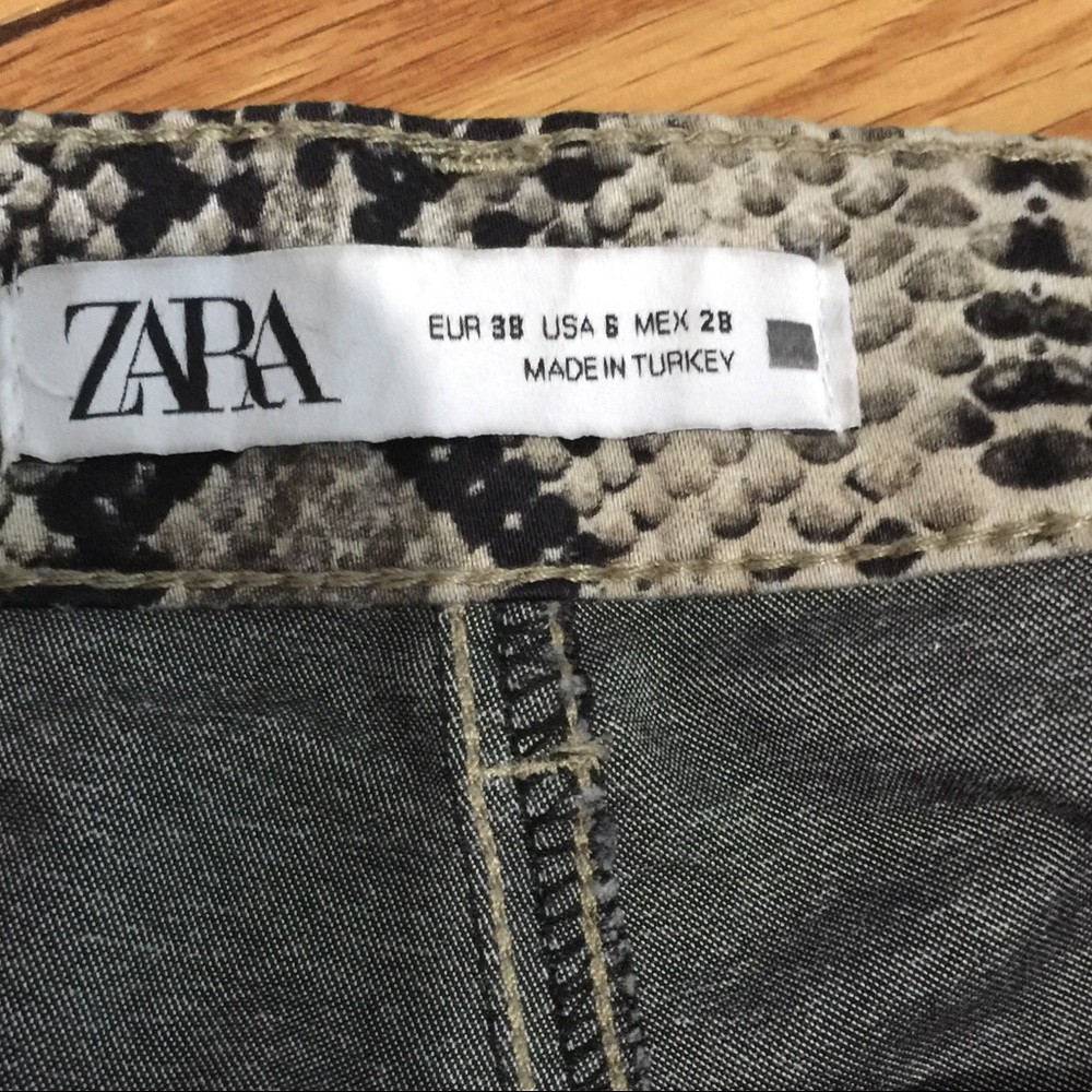 ZARA Snake Skin Skinny Pants size 6 - Picture 11 of 11